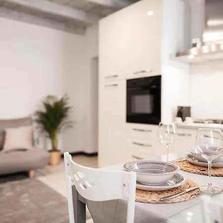 Appartement Astra-timeless Elegance In Center